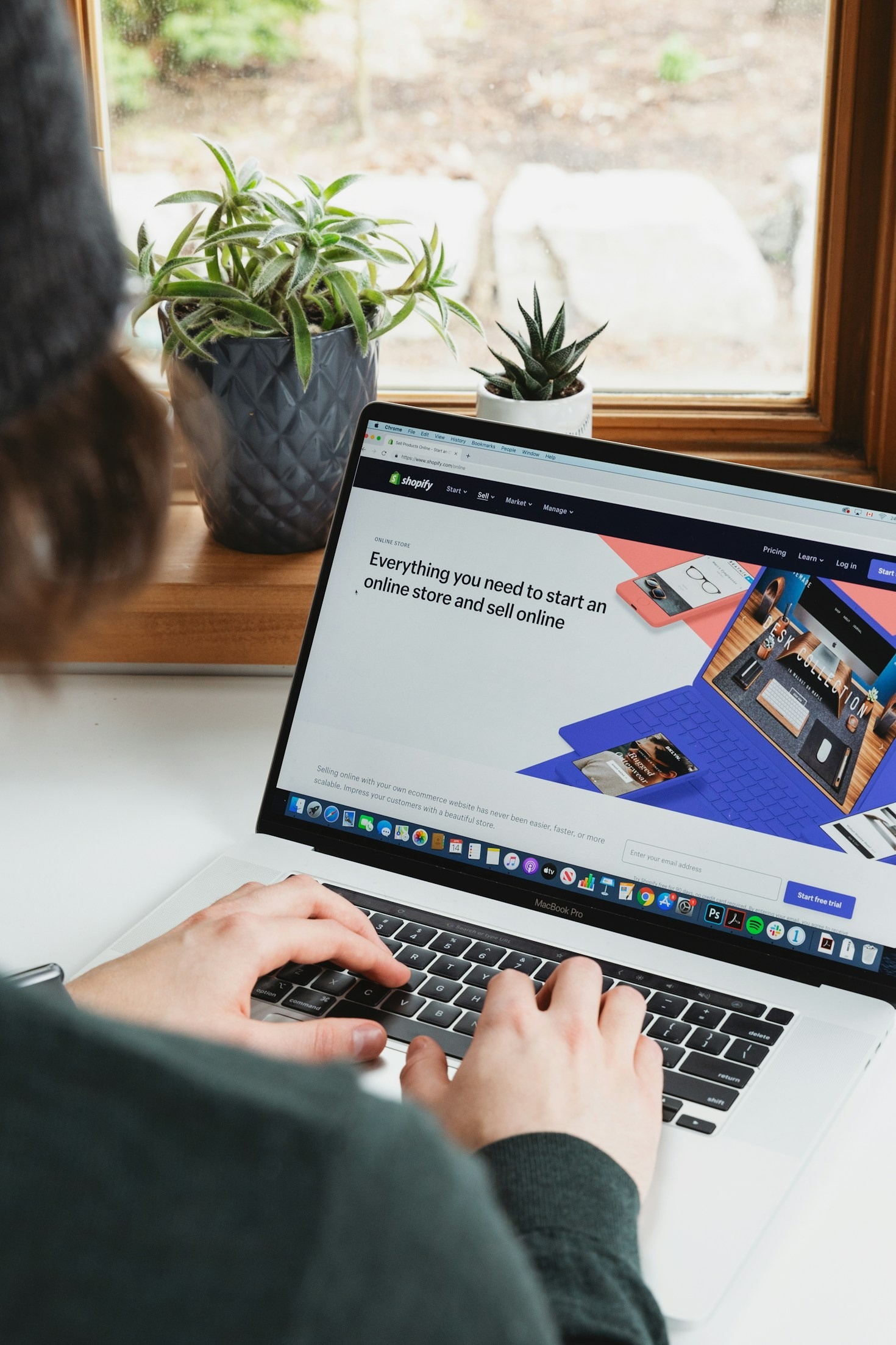 Expanding Your Brand’s Reach Through E-commerce